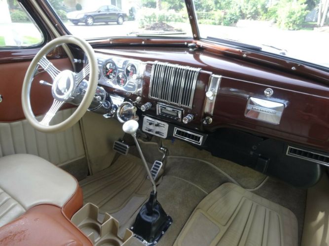 Unknown-Master-deluxe-1940-ChampagneBrown-Tan-20