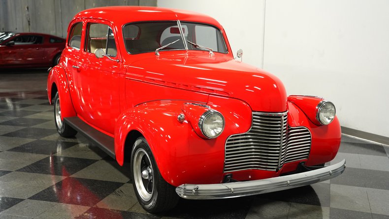 Unknown-Master-deluxe-1940-Race-Red-Cream-10