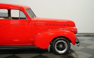 Unknown-Master-deluxe-1940-Race-Red-Cream-16