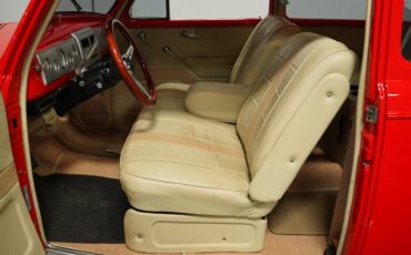 Unknown-Master-deluxe-1940-Race-Red-Cream-2