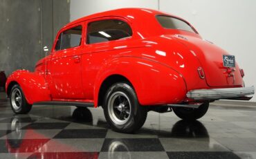Unknown-Master-deluxe-1940-Race-Red-Cream-27