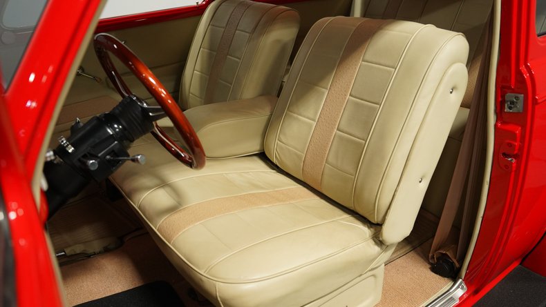 Unknown-Master-deluxe-1940-Race-Red-Cream-33