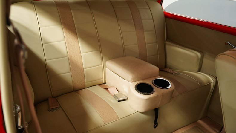 Unknown-Master-deluxe-1940-Race-Red-Cream-36