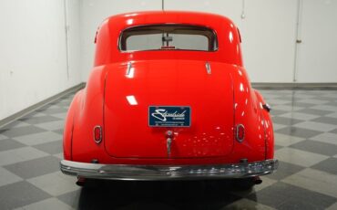 Unknown-Master-deluxe-1940-Race-Red-Cream-6