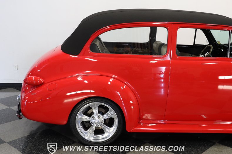 Unknown-Master-deluxe-1940-Red-Black-ampamp-Red-26