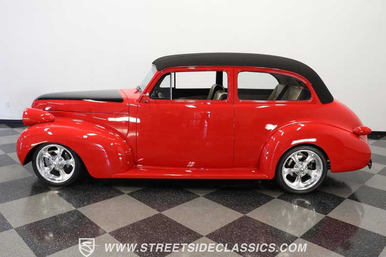 Unknown-Master-deluxe-1940-Red-Black-ampamp-Red