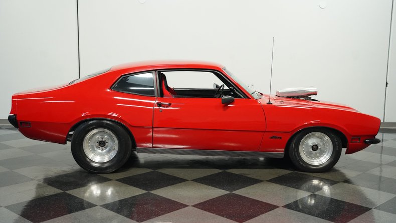 Unknown-Maverick-1971-Red-Black-27