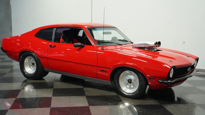 Unknown-Maverick-1971-Red-Black-28
