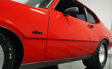 Unknown-Maverick-1971-Red-Black-33