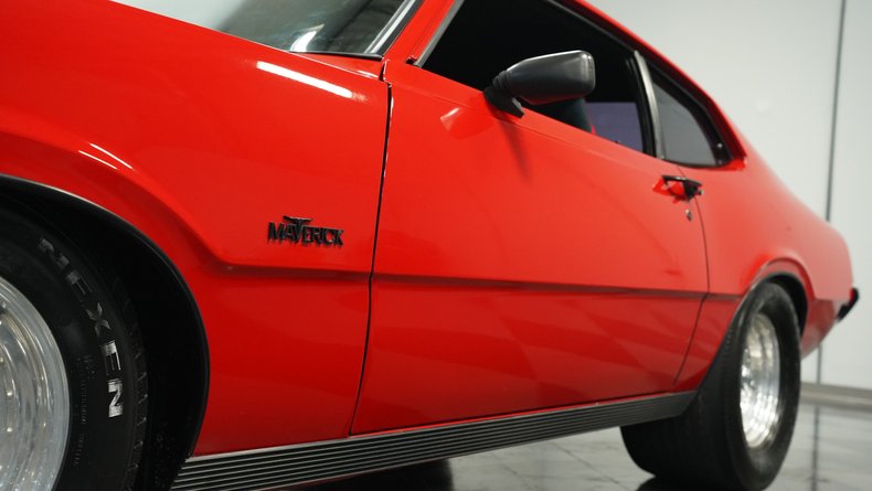 Unknown-Maverick-1971-Red-Black-33