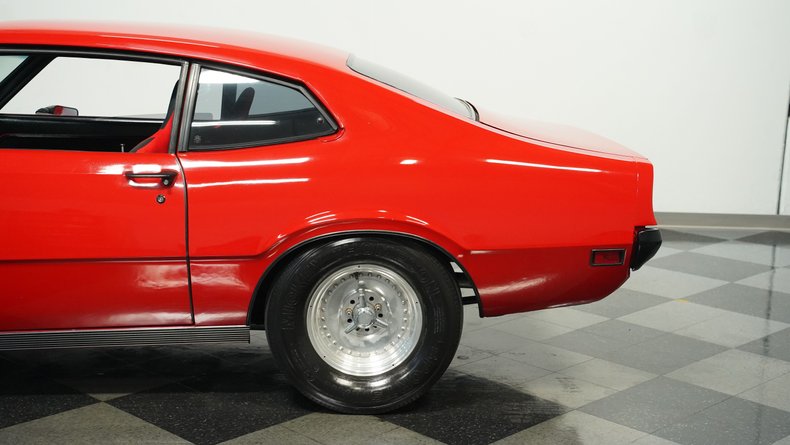 Unknown-Maverick-1971-Red-Black-35
