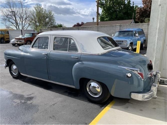 Unknown-Meadowbrook-1949-Blue-Blue-2