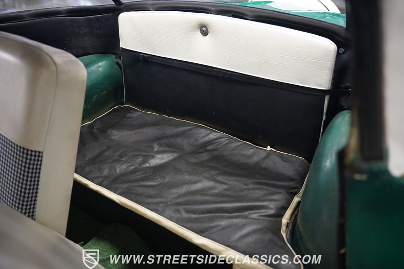 Unknown-Metropolitan-1954-Green-White-Houndstooth-49