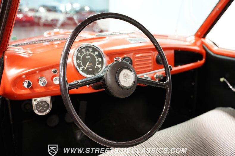 Unknown-Metropolitan-1955-Canyon-Red-Black-46