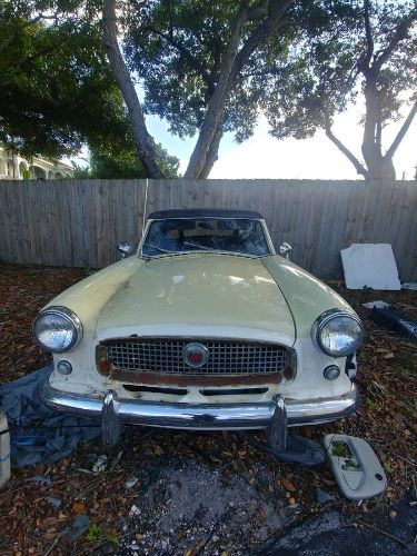 Unknown-Metropolitan-1961-Yellow-Creme