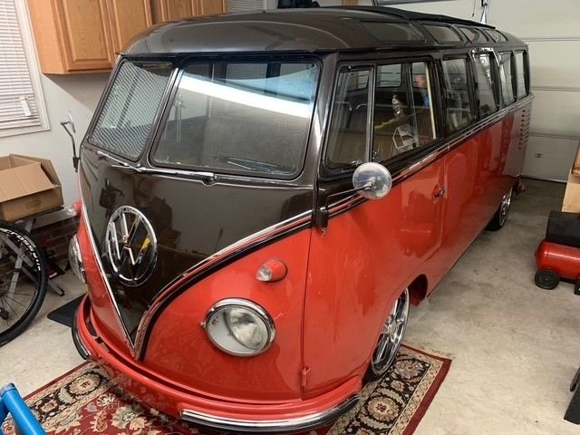 Unknown-Microbus-1957-red-and-black-Beige-10