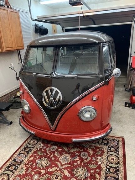Unknown-Microbus-1957-red-and-black-Beige-17