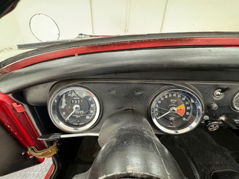 Unknown-Midget-1966-Red-Black-41