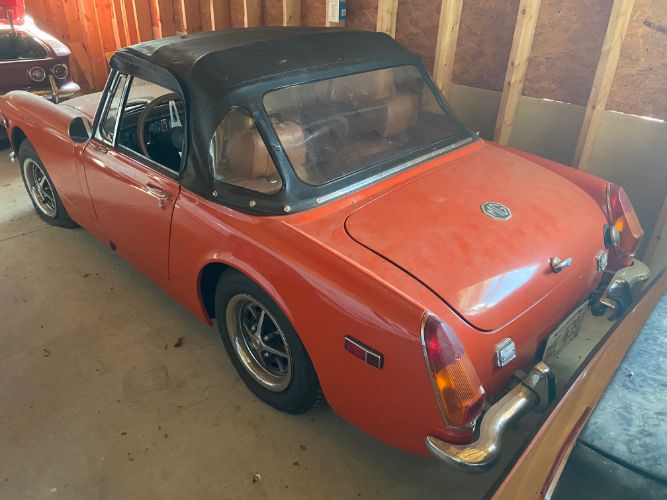 Unknown-Midget-1973-Orange-Black-4