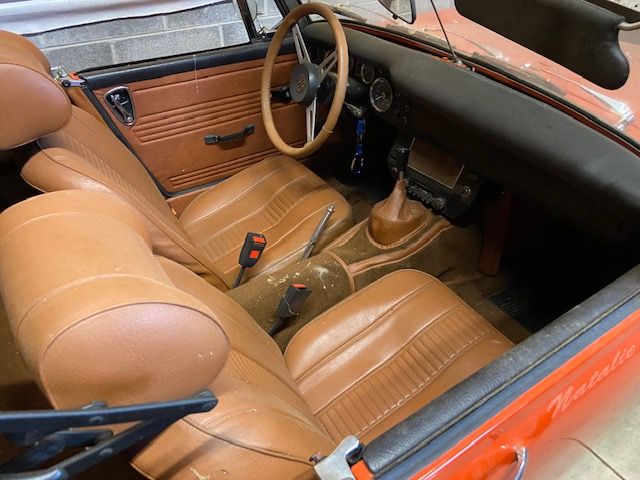 Unknown-Midget-1973-Orange-Black-7
