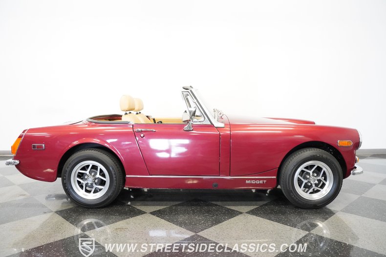Unknown-Midget-1974-Candy-Apple-Red-light-sandle-wood-34