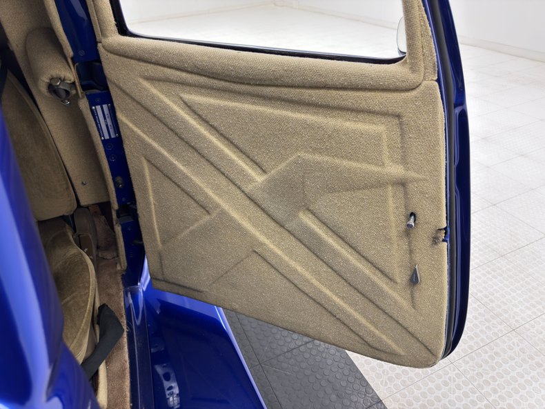 Unknown-Model-40-1933-Medium-Blue-Metallic-Tan-38