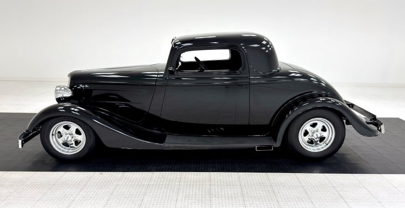Unknown-Model-40-1934-Black-Black