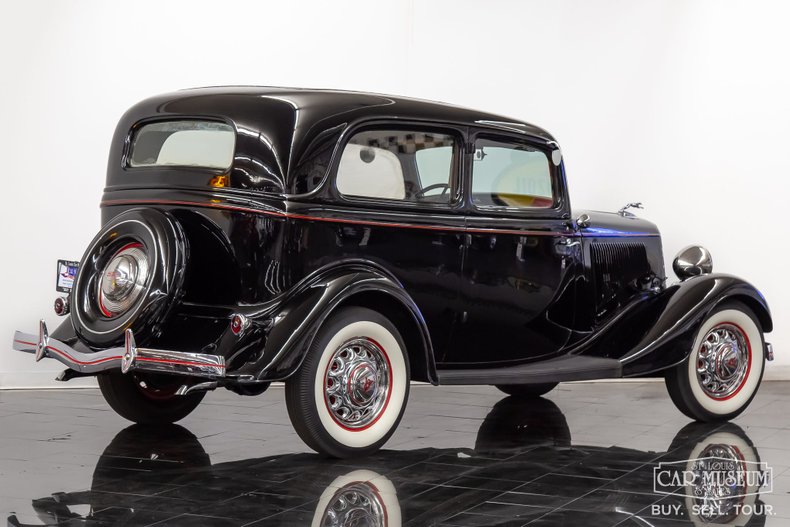 Unknown-Model-40-1934-Black-Gray-Cloth-20