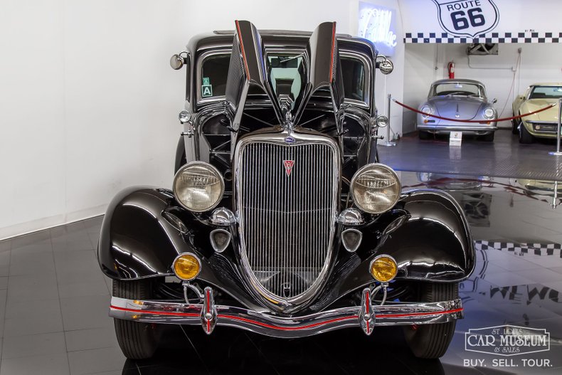 Unknown-Model-40-1934-Black-Gray-Cloth-22