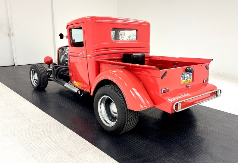 Unknown-Model-40-1934-Orange-Black-2
