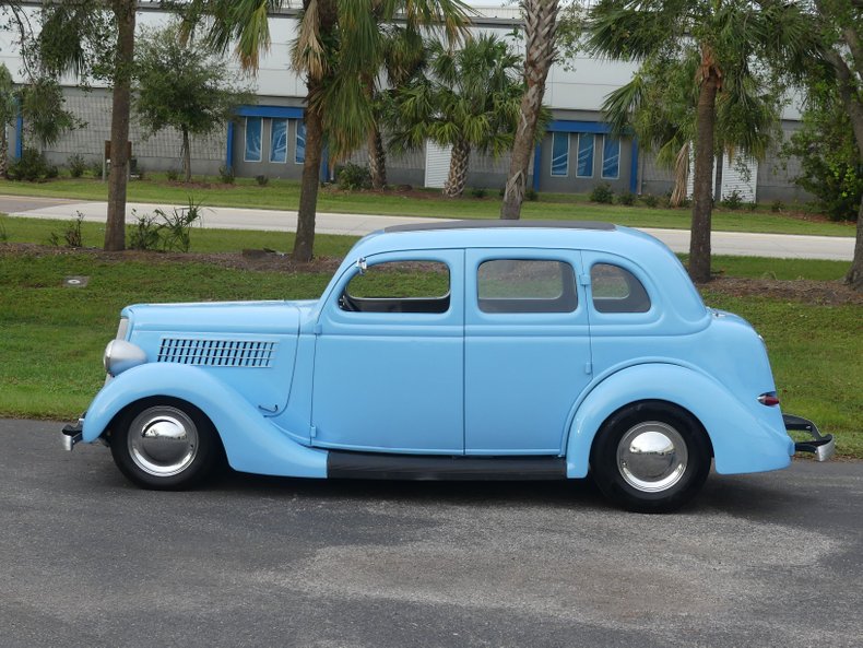 Unknown-Model-48-1935-Sky-Blue-Gray-43