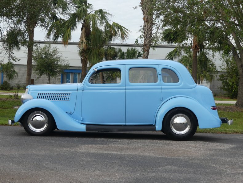 Unknown-Model-48-1935-Sky-Blue-Gray-44
