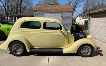 Unknown-Model-48-1935-Yellow-4