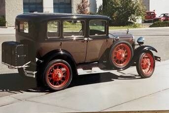 Unknown-Model-a-1928-Black-Tan-3