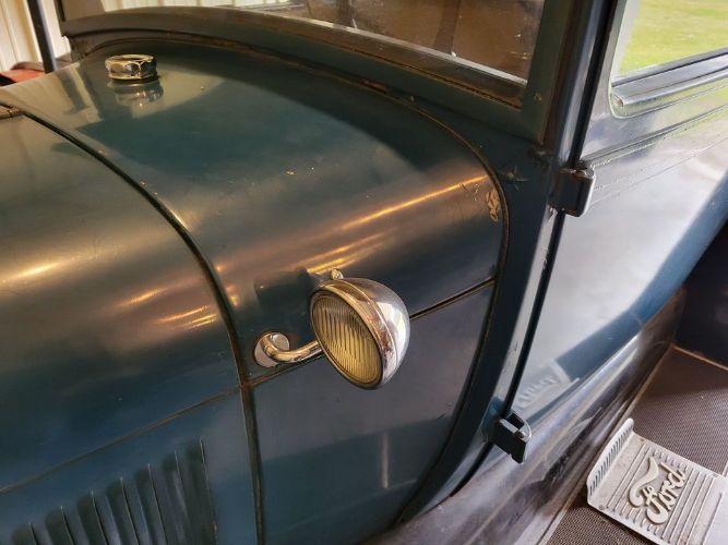 Unknown-Model-a-1928-Blue-Tan-18