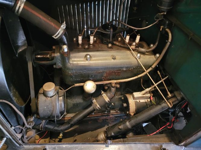 Unknown-Model-a-1928-Blue-Tan-6