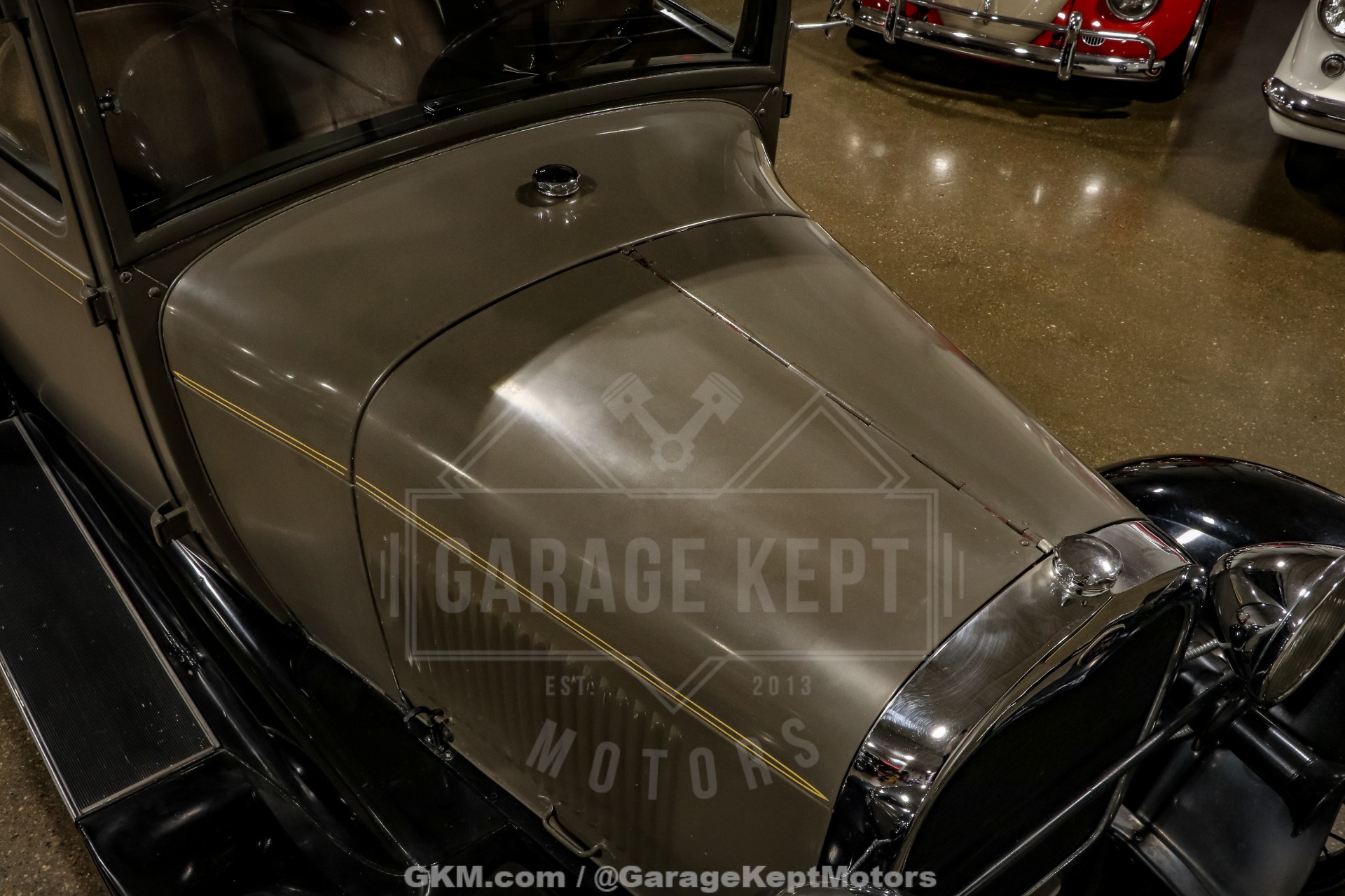 Unknown-Model-a-1928-Brown-BeigeTan-26