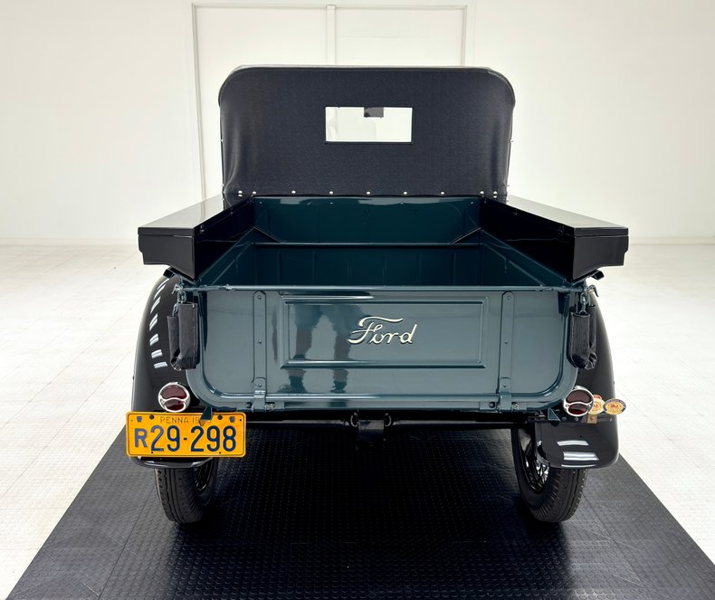 Unknown-Model-a-1928-Moss-Green-Black-12