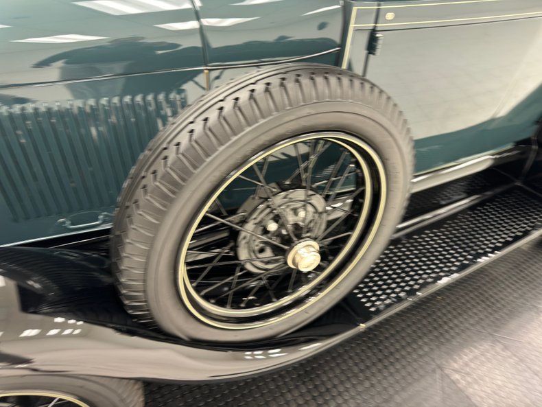 Unknown-Model-a-1928-Moss-Green-Black-14