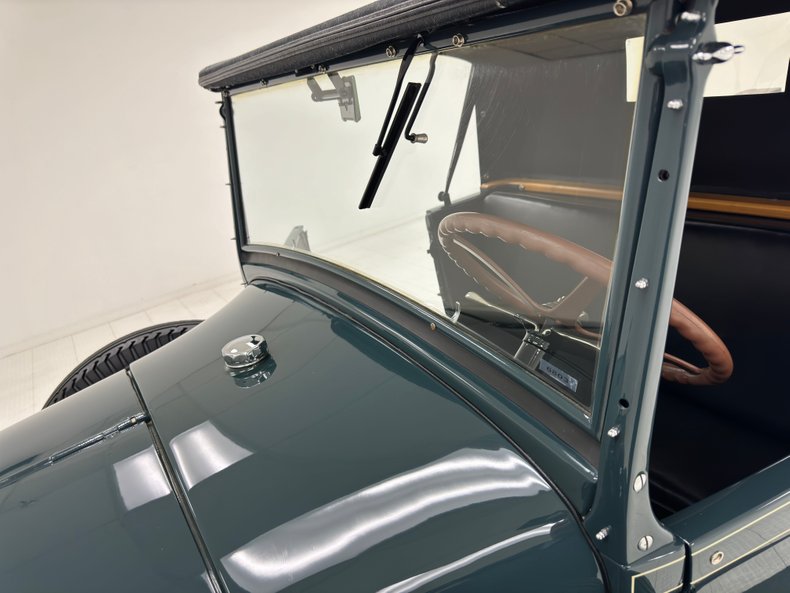 Unknown-Model-a-1928-Moss-Green-Black-32