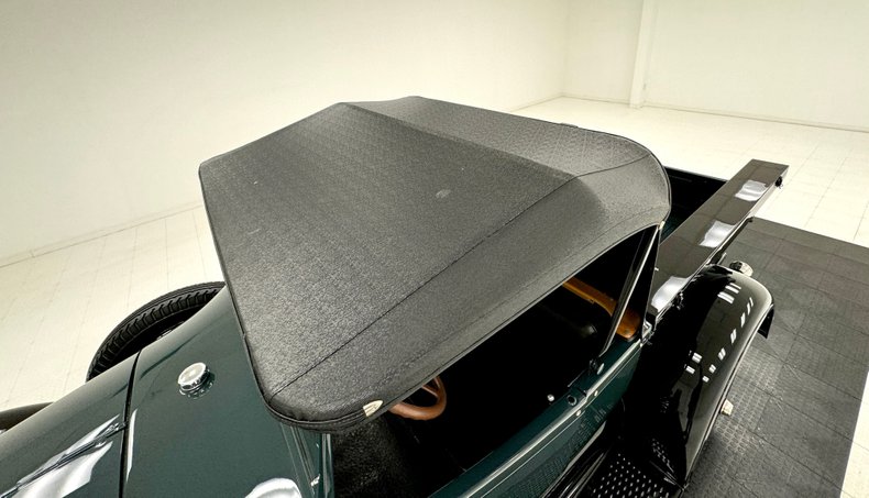 Unknown-Model-a-1928-Moss-Green-Black