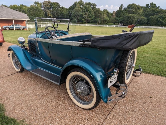 Unknown-Model-a-1928-Teal-Gold-11