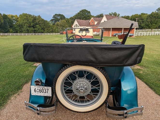 Unknown-Model-a-1928-Teal-Gold-13
