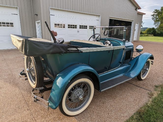 Unknown-Model-a-1928-Teal-Gold-16