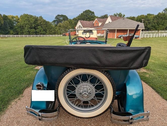 Unknown-Model-a-1928-Teal-Gold-3