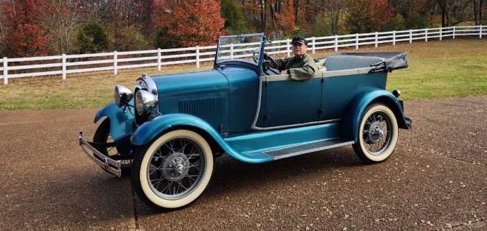 Unknown-Model-a-1928-Teal-Gold