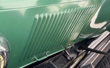 Unknown-Model-a-1929-Balsam-Green-Black-18