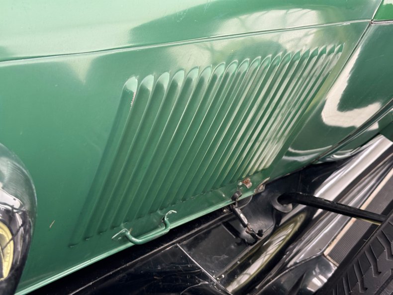 Unknown-Model-a-1929-Balsam-Green-Black-18