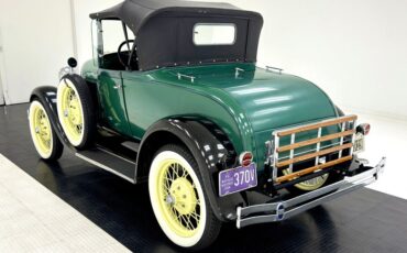 Unknown-Model-a-1929-Balsam-Green-Black-21