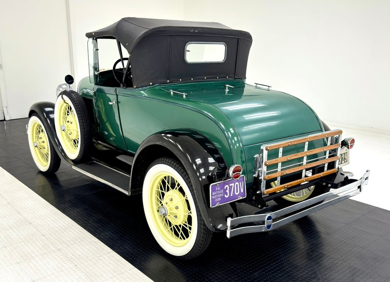 Unknown-Model-a-1929-Balsam-Green-Black-21